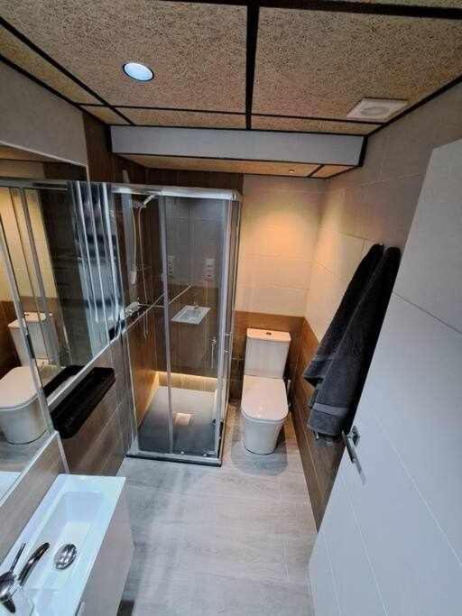 Acc Serrano 1 Aparcamiento Cercano Apartment Jaen Luaran gambar